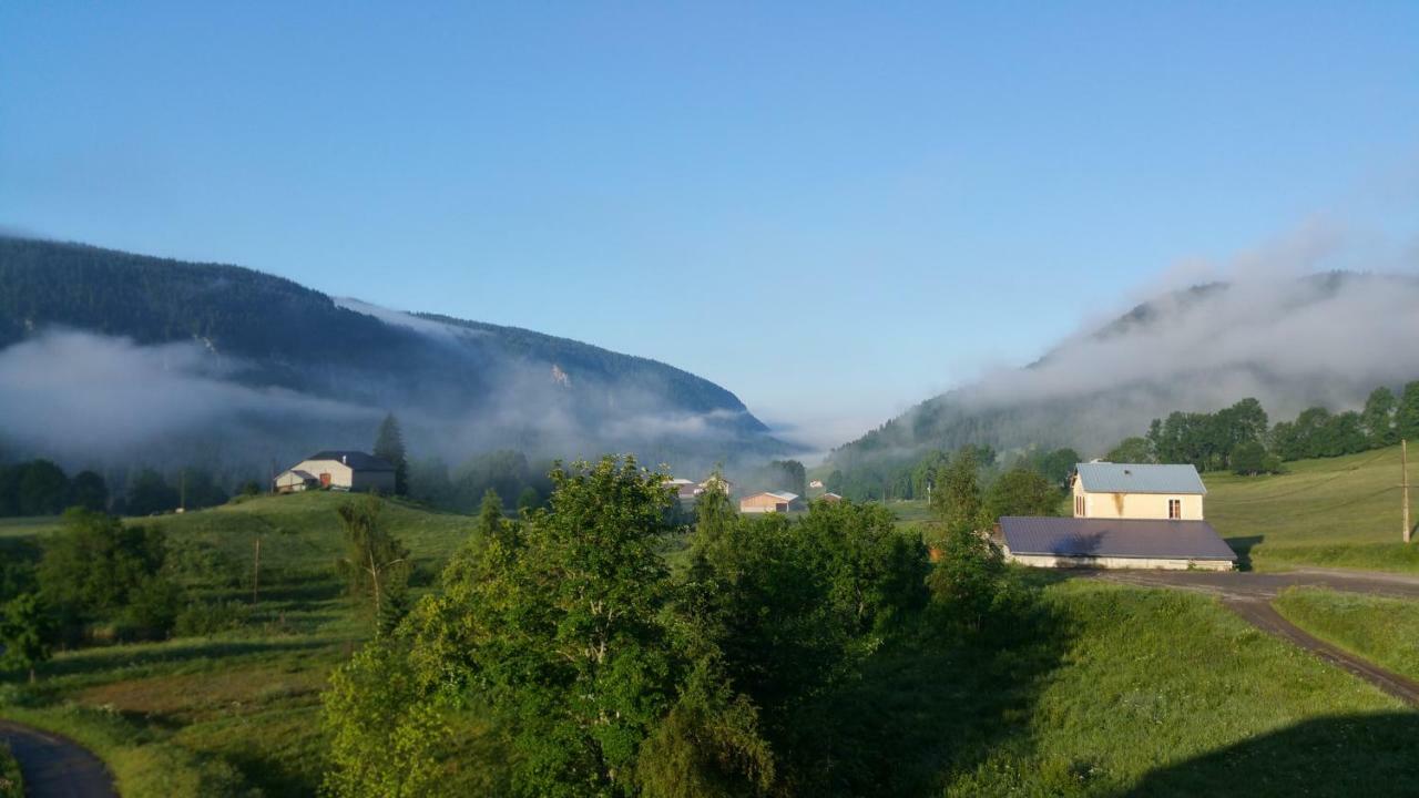 Apartament Les Chamois Lajoux Zewnętrze zdjęcie